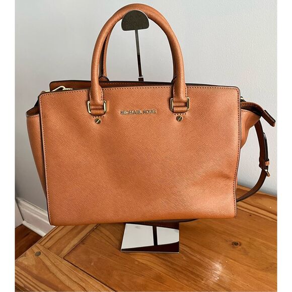 Michael Kors Large Saffiano Leather Selma Satchel Handbag Luggage Brown - Picture 2 of 16